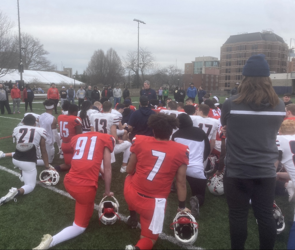 Football team holds spring scrimmage • The Duquesne Duke