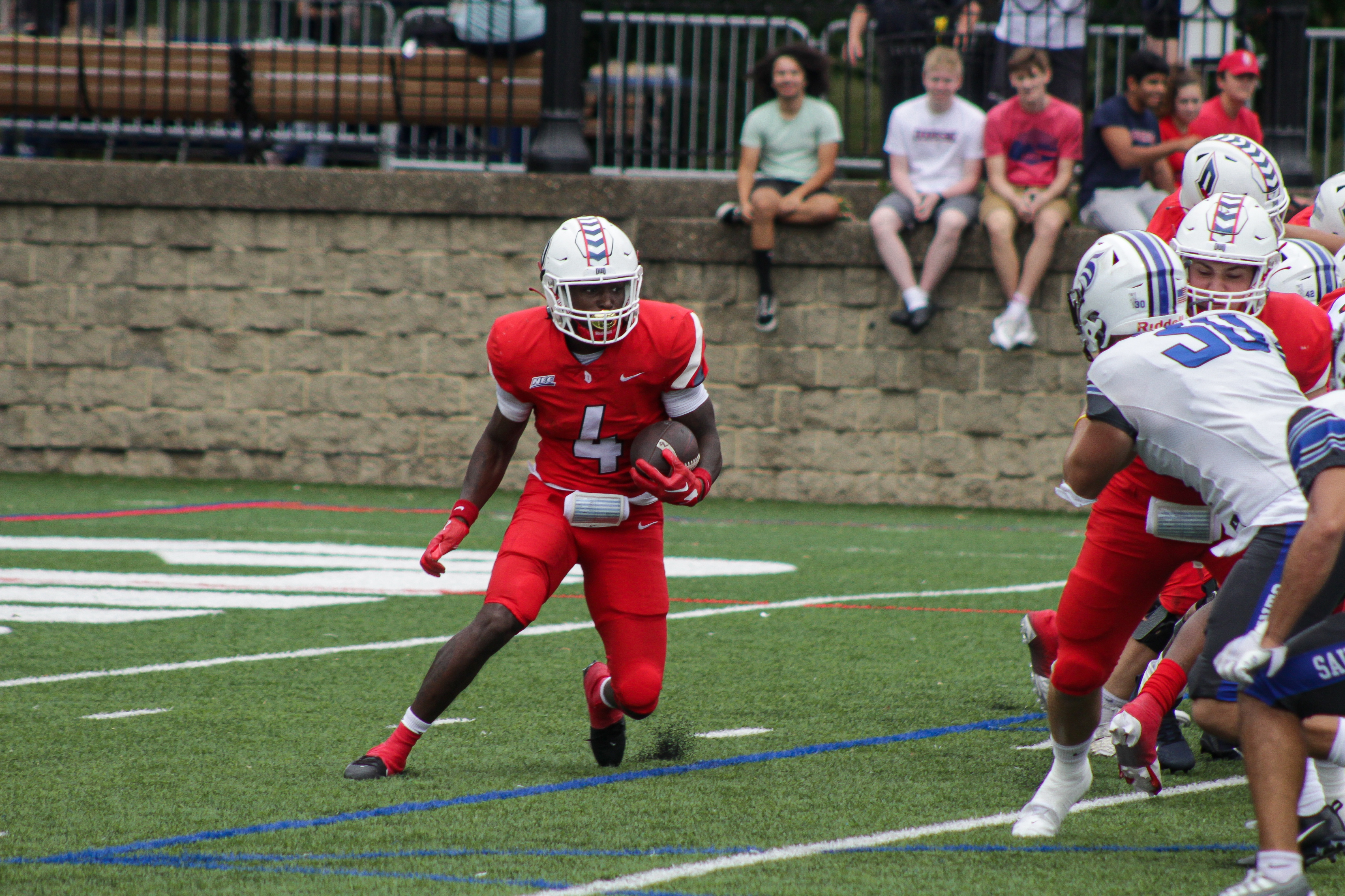 Football loses NEC opener to Stonehill • The Duquesne Duke